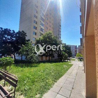 Typ: 1-izbový byt Ulica: Žarnovická Obec: Bratislava-Rača
Pr
