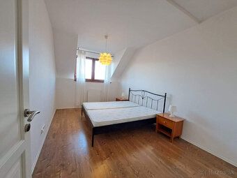Bývanie v príjemnej lokalite pod Tatrami.
Ponúkame na prenáj