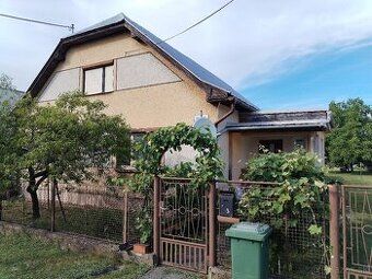 Predám dom 200m2 1100m2 pozemok nové plastové okná 7 izieb +