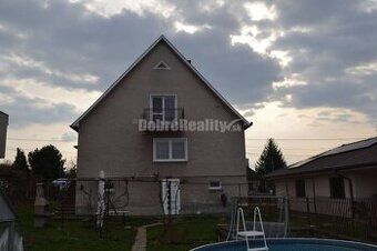 Predám dom 200m2 1100m2 pozemok nové plastové okná 7 izieb +