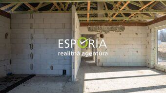 ESPORIA RK ponúka exkluzívne na predaj novostavbu rodinného 