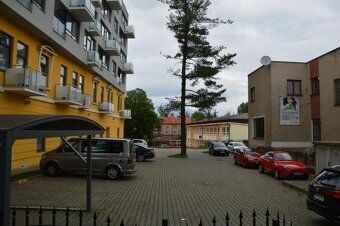 Bývanie v absolútnom centre v tichom prostredí. Luxusný 2 iz