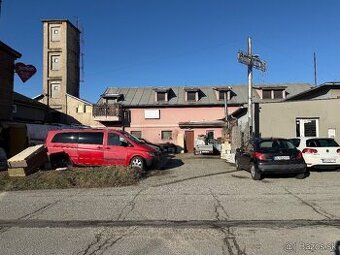 Ponúkame na predaj polyfunkčnú budovu v Košiciach 🏢 Budova 1