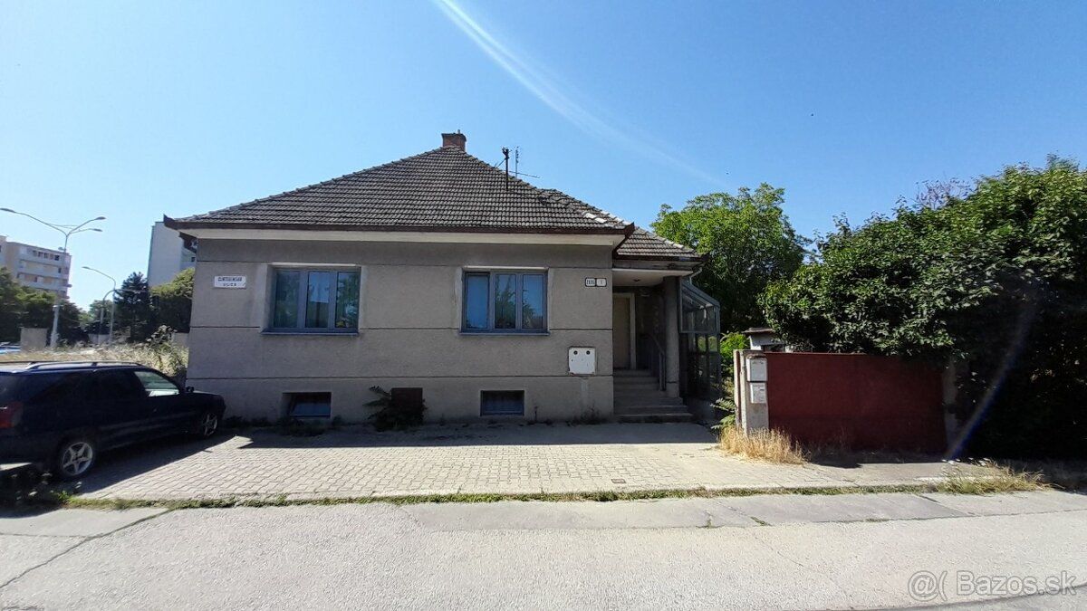 Realitná spoločnosť Eden Real estate, ponúka na predaj 3 -iz