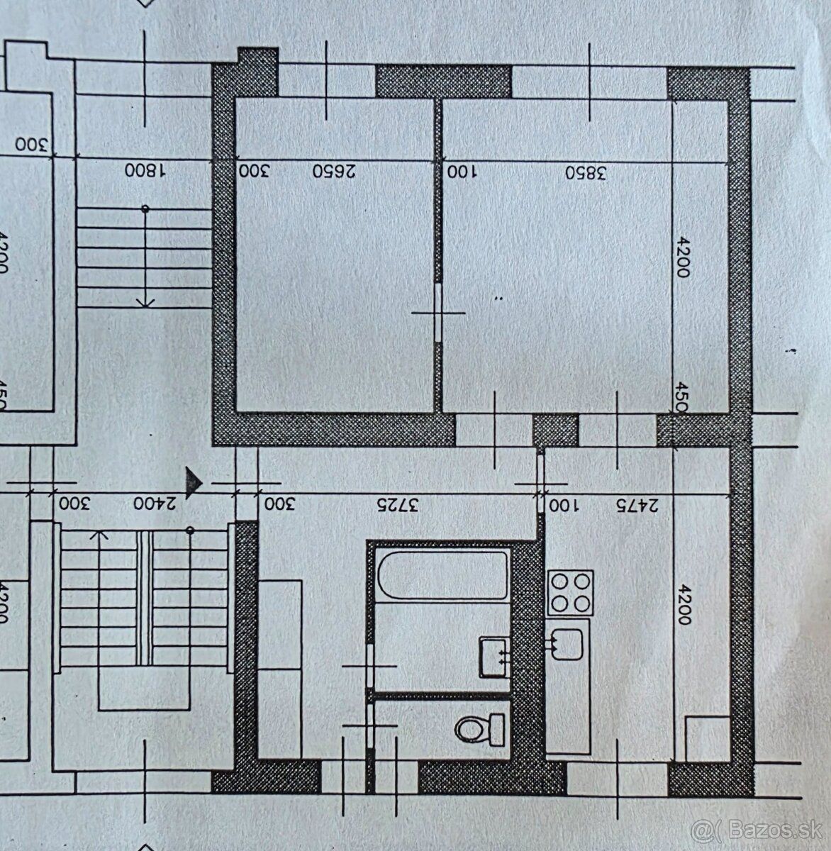 Byt 57m2 ,vyvýšené prízemie,murovaný