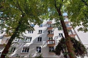 Typ: 2-izbový byt Ulica: Velehradská Obec: Bratislava-Ružino
