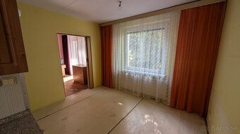 Pripravujeme do ponuky na predaj priestranný 3-izbový byt vo