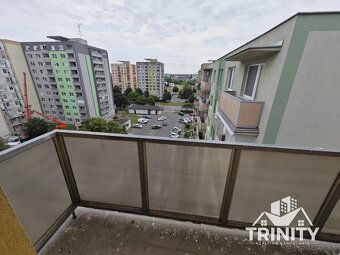 Typ: 4-izbový byt Ulica: Nábrežná ulica Obec: Nové Zámky
Pon