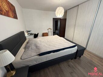 Ponúkame vám na predaj veľkometrážny 1 izbový byt bez balkón