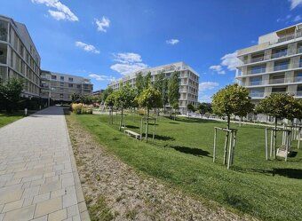 Ponúkame Vám na prenájom štýlový, moderný, svetlý a kompletn