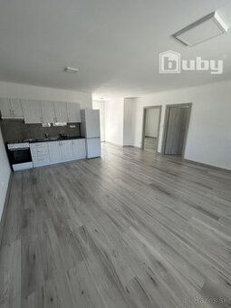 Ponúkame priestory na prenájom v centre mesta Považská Bystr