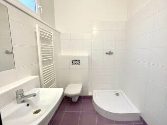 KOMERČNÝ PRIESTOR + SLUŽOBNÝ APARTMÁN | OKAMŽITÝ PRENÁJOM Re