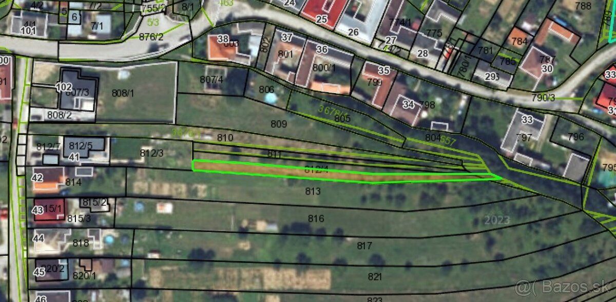 Ponúkame na predaj záhradu o celkovej výmere 514 m², vo výlu