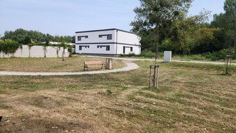 Na predaj priestranný a moderne riešený 5-izbový mezonet s v