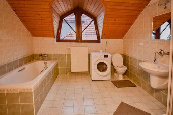 Výnimočná investičná príležitosť: dom s wellness, bazénom a 