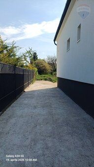 Ponúkame na predaj rovinatý stavebný pozemok o výmere 515 m²