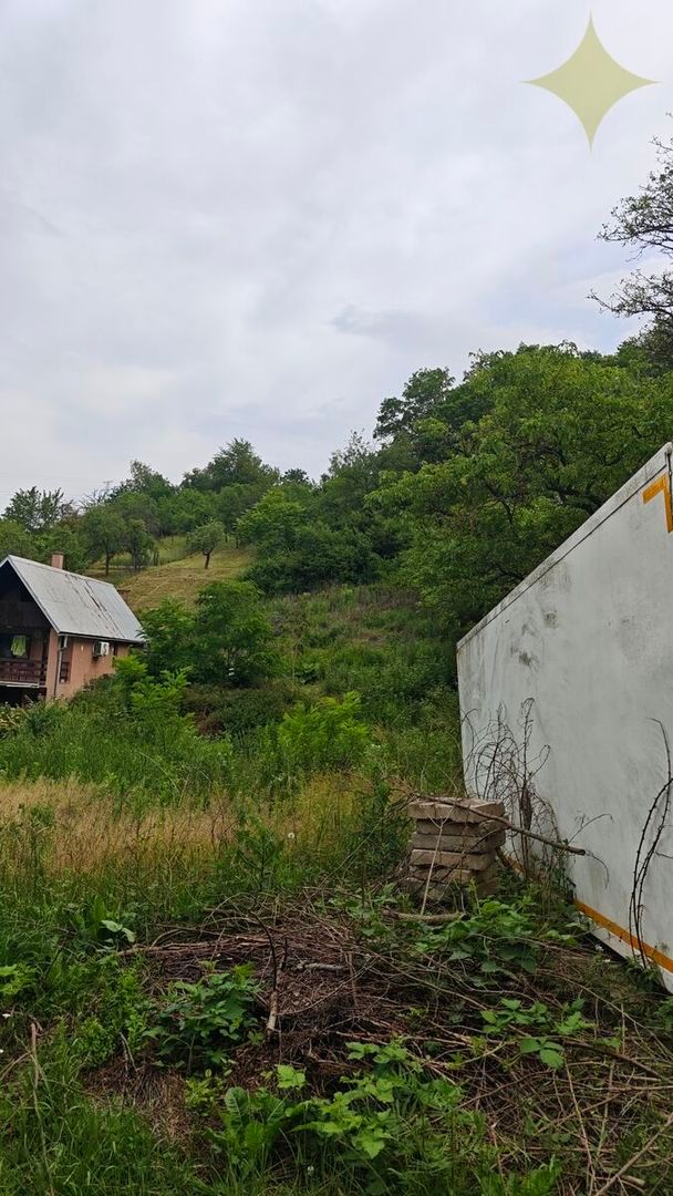 Nie každá parcela má byť len „investícia“. Niektoré majú byť