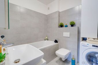 Typ: 2-izbový byt Ulica: Scilová Obec: Hamuliakovo
Exkluzívn