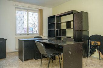 Ponúkame na predaj nebytové priestory o rozlohe 80m2 v centr
