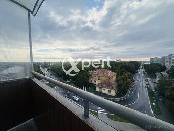 Typ: 3-izbový byt Ulica: Hlavná ulica Obec: Galanta
Príležit