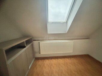 1. Reality Rent Vám ponúka na predaj samostatný obchodný pri