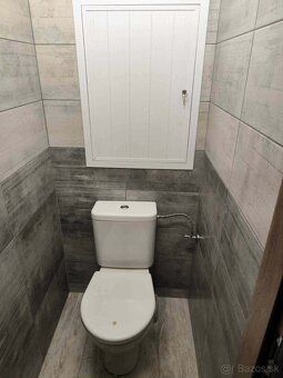 Ponúkam na prenájom 2-izbový byt, o výmere 64m2. Byt sa nach
