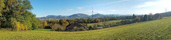 Predám veĺkorysý stavebný pozemok na vystavbu rodinneho domu
