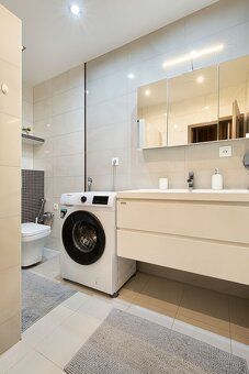 Re/max realitná kancelária ponúka exkluzívne na predaj kompl