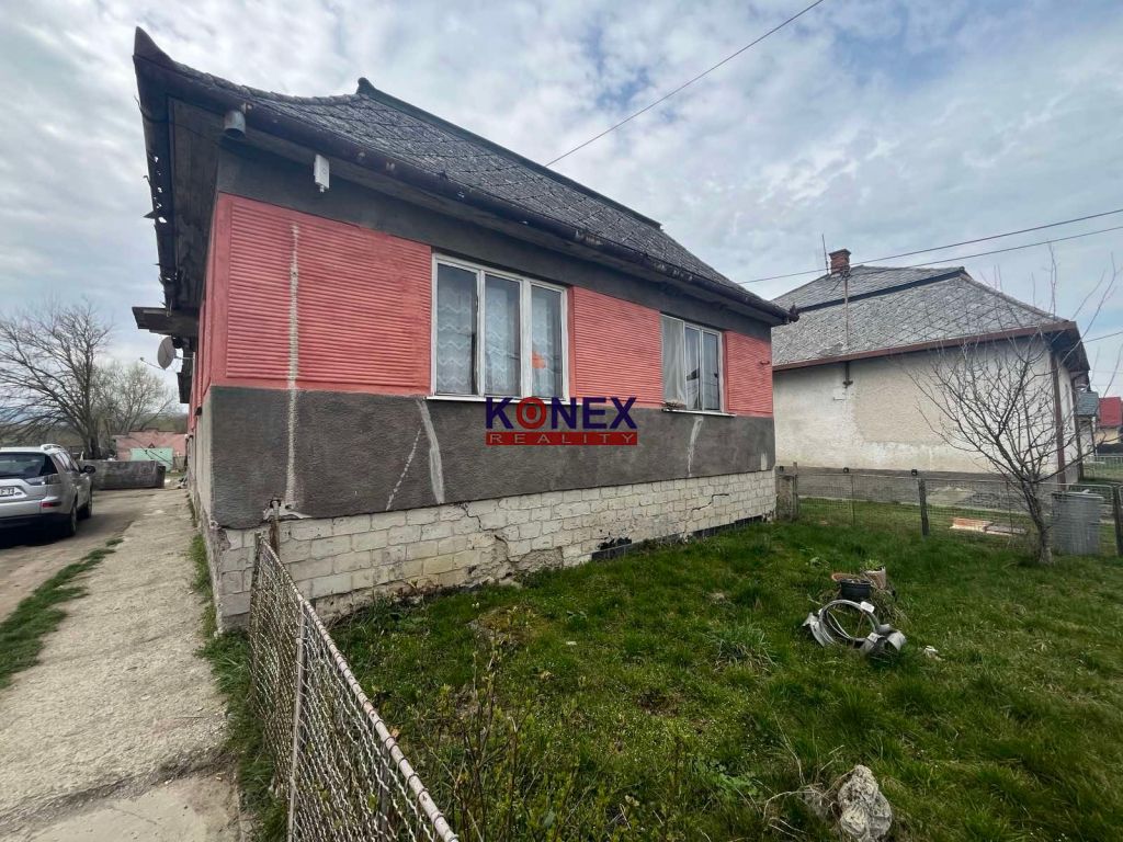 ID:9762 Ponúkame Vám na predaj rodinný dom v obci Zemplínske