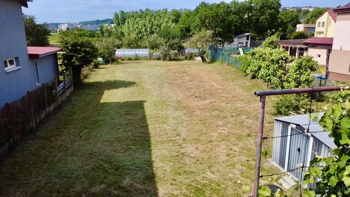 🏡Ponúkame na predaj stavebný pozemok o výmere 801 m² v mests