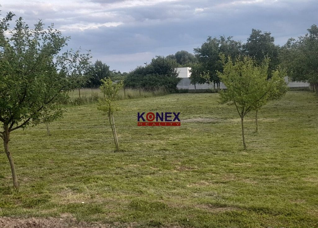 ID:2423 Ponúkame Vám na predaj pozemok v intraviláne obce Pr