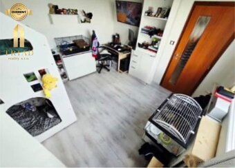 Ponúkame na prenájom 3-izbový byt s balkónom v Nových Zámkoc