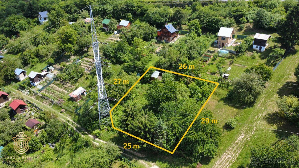 DVE ZÁHRADKY ZA CENU JEDNEJ | KALSOVÉ | NA PREDAJ
Ponúkame V