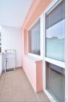 Ponúkame na prenájom štýlový, kompletne zrekonštruovaný a mo