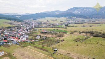 Ponúkame k predaju atraktívny rovinatý slnečný pozemok určen