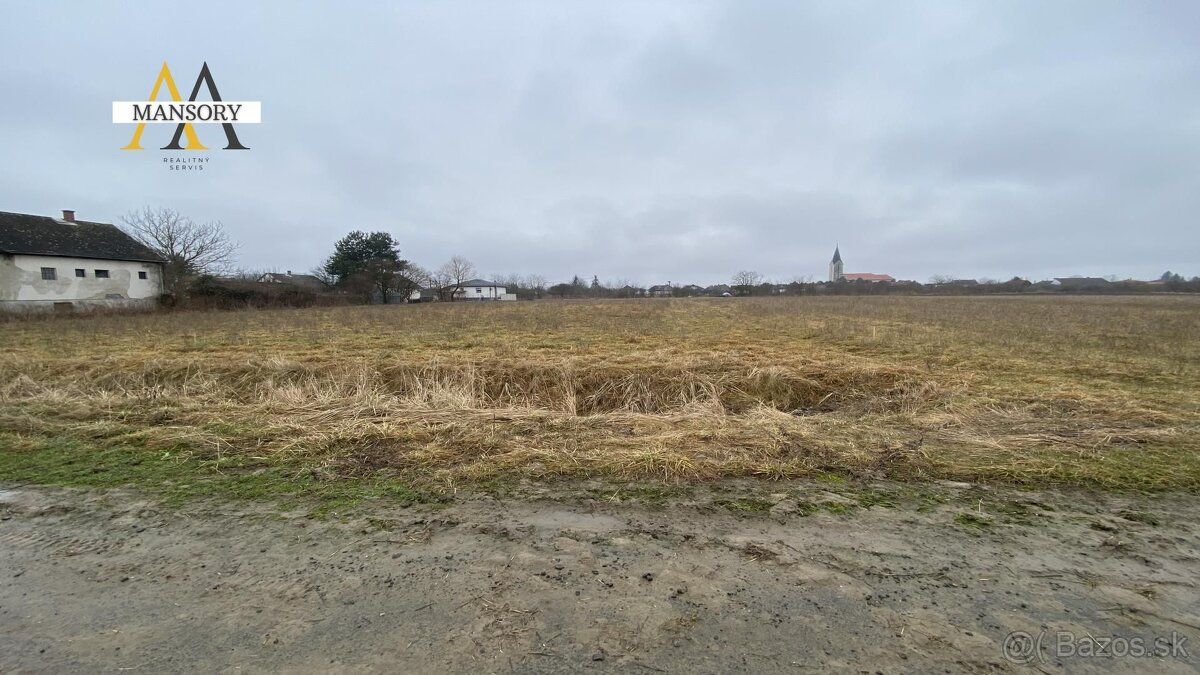 Na predaj stavebný pozemok v obci Ipolytarnóc, 12 km od Luče
