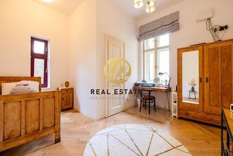 Maroš Vereš +421 904 086 200 e-mail:
V2 Real Estate ponúka n