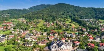 Odporúčané - Ponúkame Vám na predaj väčší pozemok v obci Ska