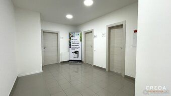 CREDA COMMERCIAL Vám ponúka na prenájom samostatné kancelárs