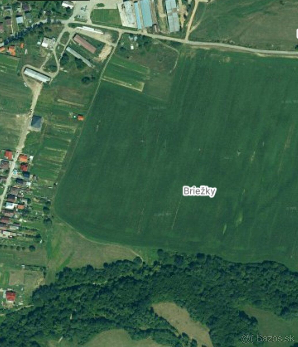 Ponúkame na predaj pozemok v katastri obce Zlaté, v časti ,,