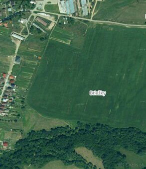 Ponúkame na predaj pozemok v katastri obce Zlaté, v časti ,,