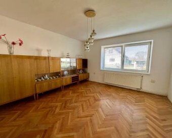 Ponúkame na predaj rodinný dom v obci Jacovce, len pár minút