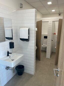 Poskytneme do prenájmu kancelárie rôznych výmer (16m2,30m2,4
