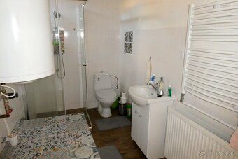 ***ZNÍŽENÁ CENA!*** 🏡 Rodinný dom s veľkorysým pozemkom len 