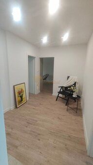 Ponúkame na predaj práve dokončený kompletne zrekonštruovaný