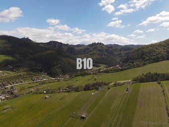 B10 Vám ponúka na predaj slnečný a rovinatý pozemok, nachádz
