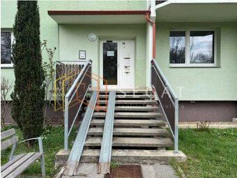 Exkluzivně Vám nabízím k prodej byt o dispozici 1+1 s balkon