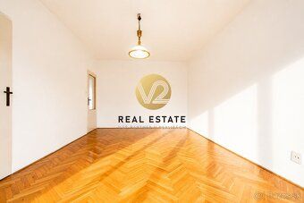 Zuzana Bojdová +421 904 300 202 e-mail:
V2 Real Estate Ponúk