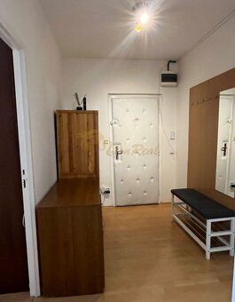 Ponúkame na prenájom 2-izb. byt na ul. Mozartova, Staré Mest