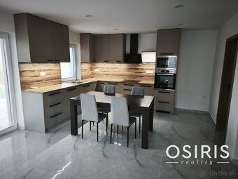 Typ: Rodinný dom Obec: Lehnice
Ponúkame na predaj moderných,